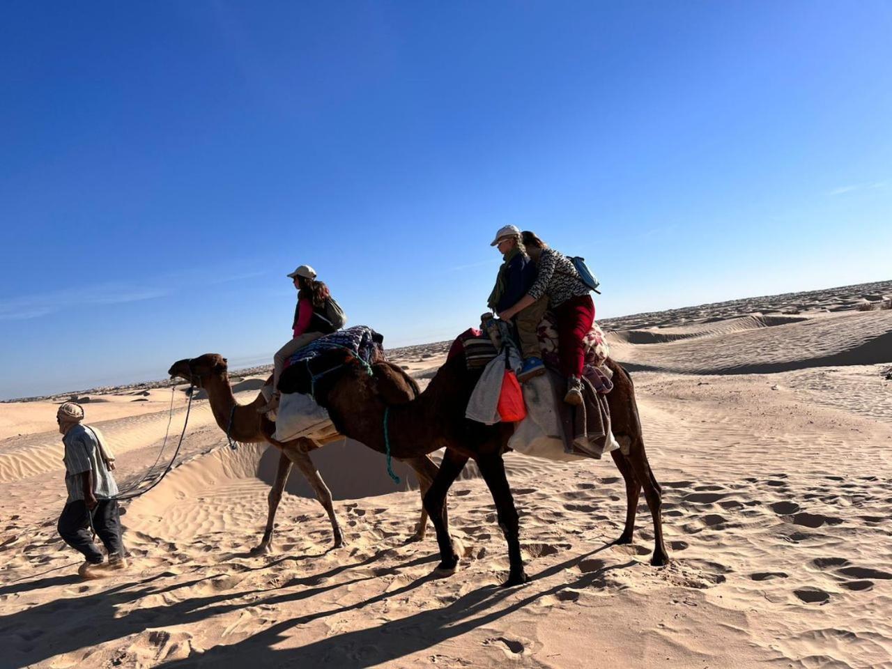 Luxury Camp Dunes Insolites Sabria Exterior photo